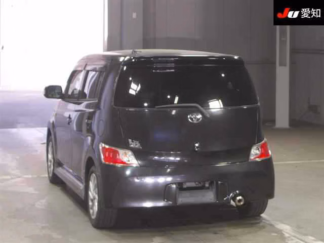TOYOTA BB
