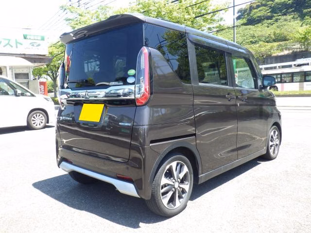 MITSUBISHI EK SPACE