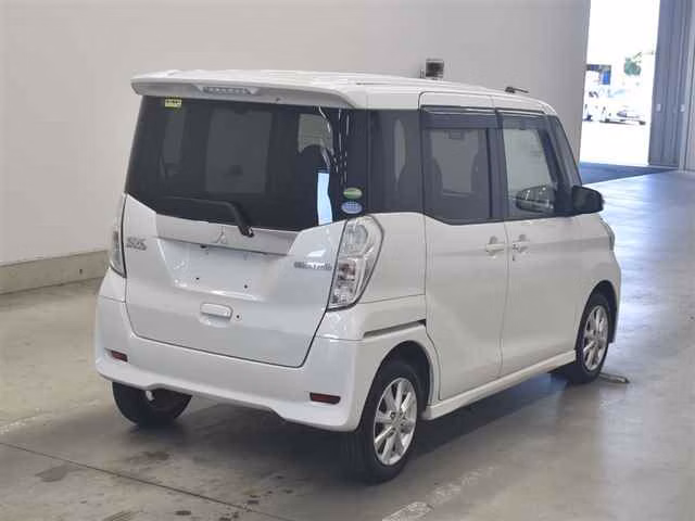 MITSUBISHI EK SPACE
