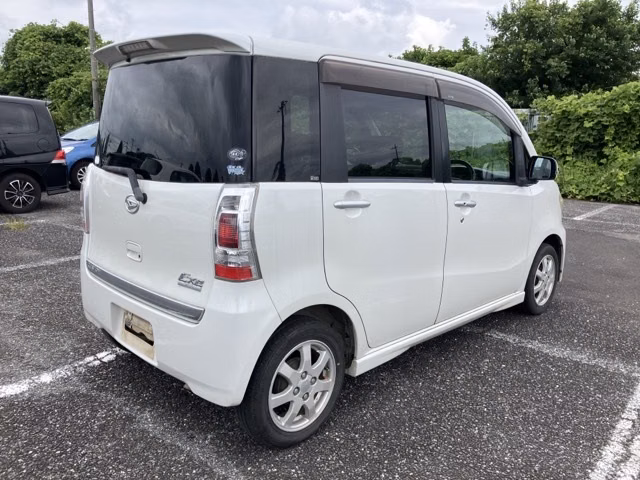 DAIHATSU TANTO EXE