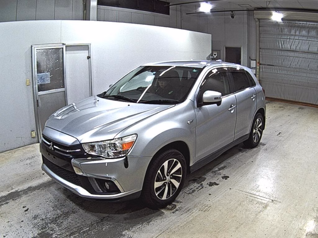 MITSUBISHI RVR