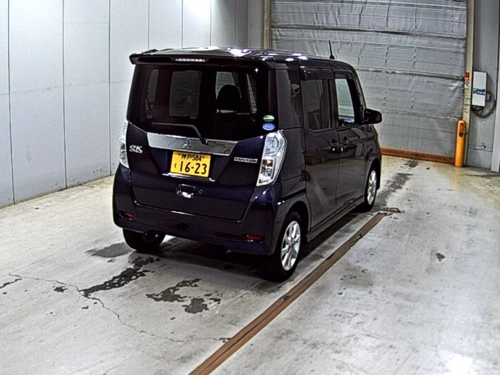 MITSUBISHI EK SPACE