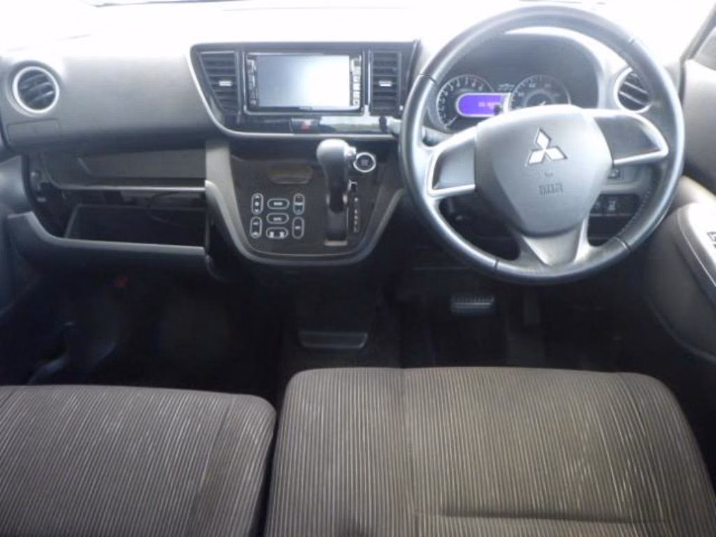 MITSUBISHI EK SPACE