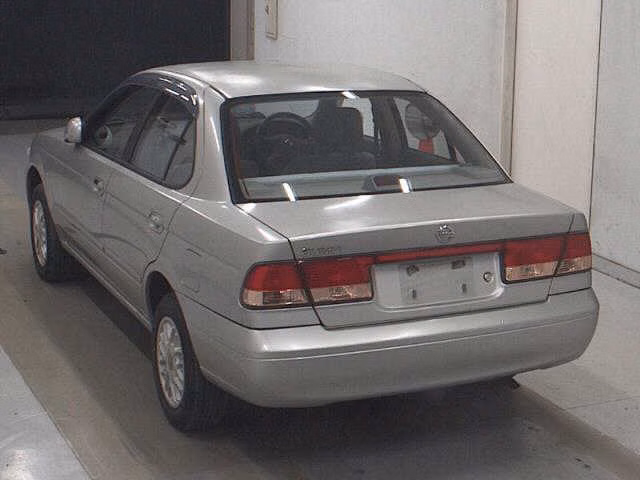 NISSAN SUNNY