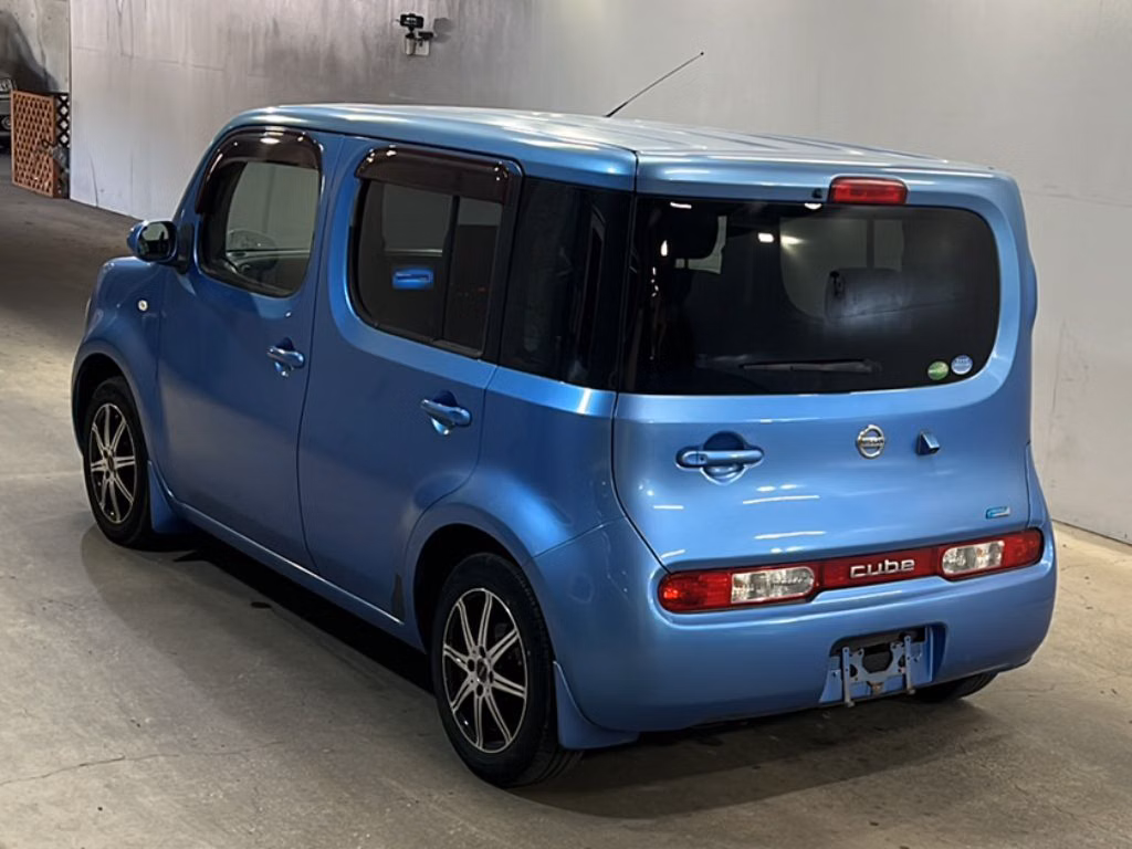 NISSAN CUBE