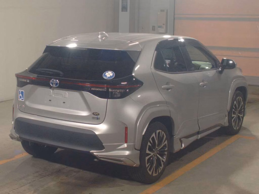 TOYOTA YARIS CROSS