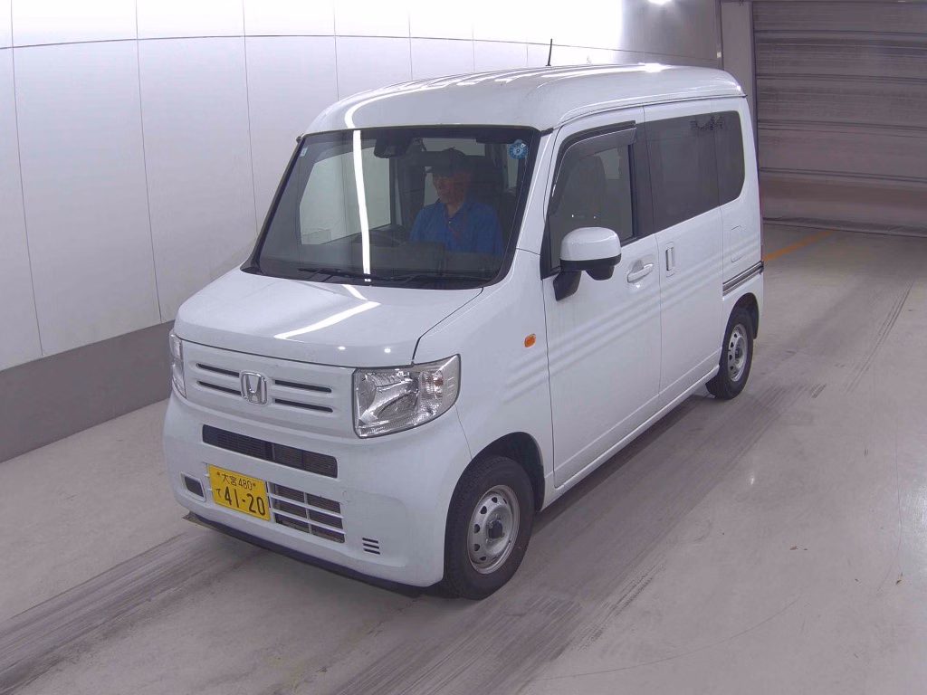 HONDA N-VAN