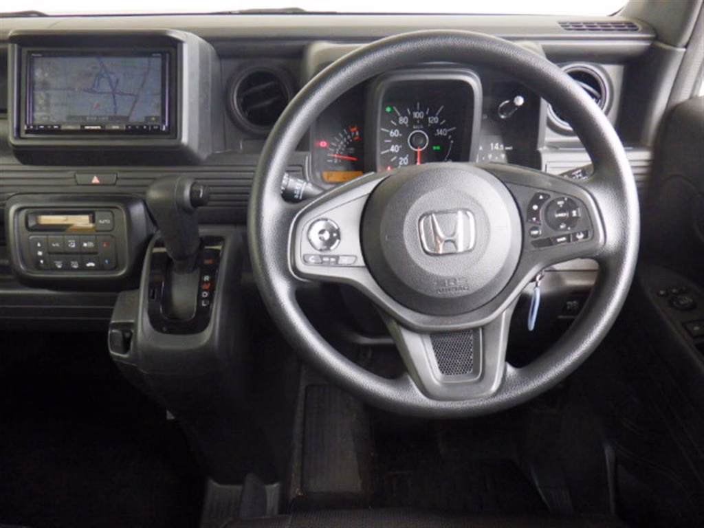 HONDA N-VAN