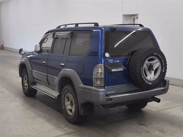TOYOTA LAND CRUISER PRADO