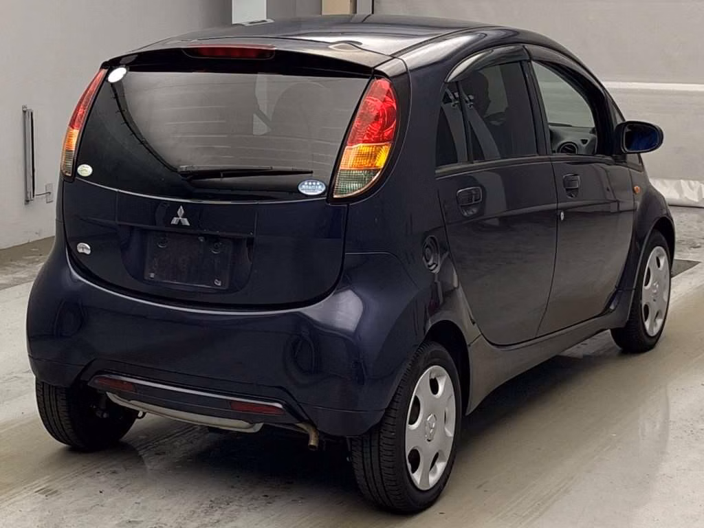 MITSUBISHI I