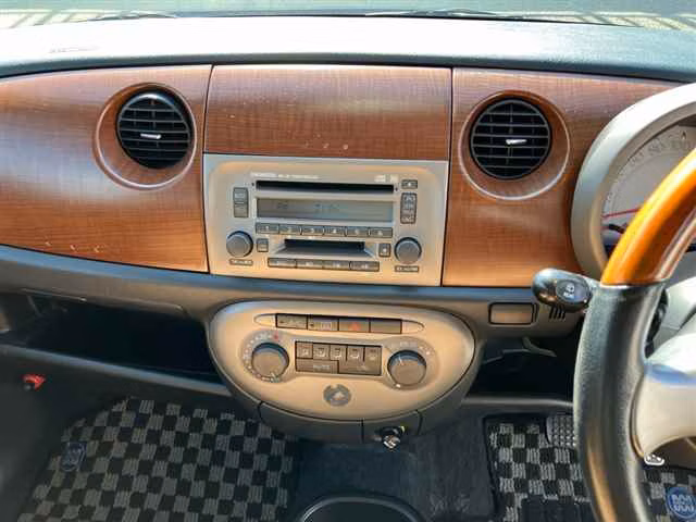 DAIHATSU MIRA GINO