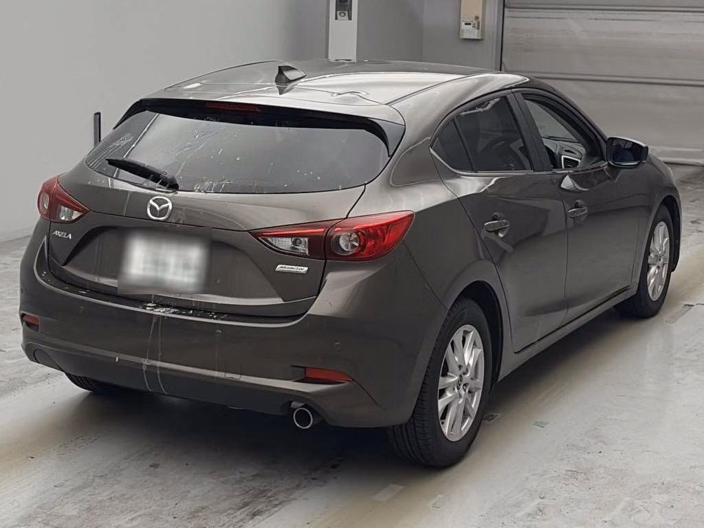 MAZDA AXELA