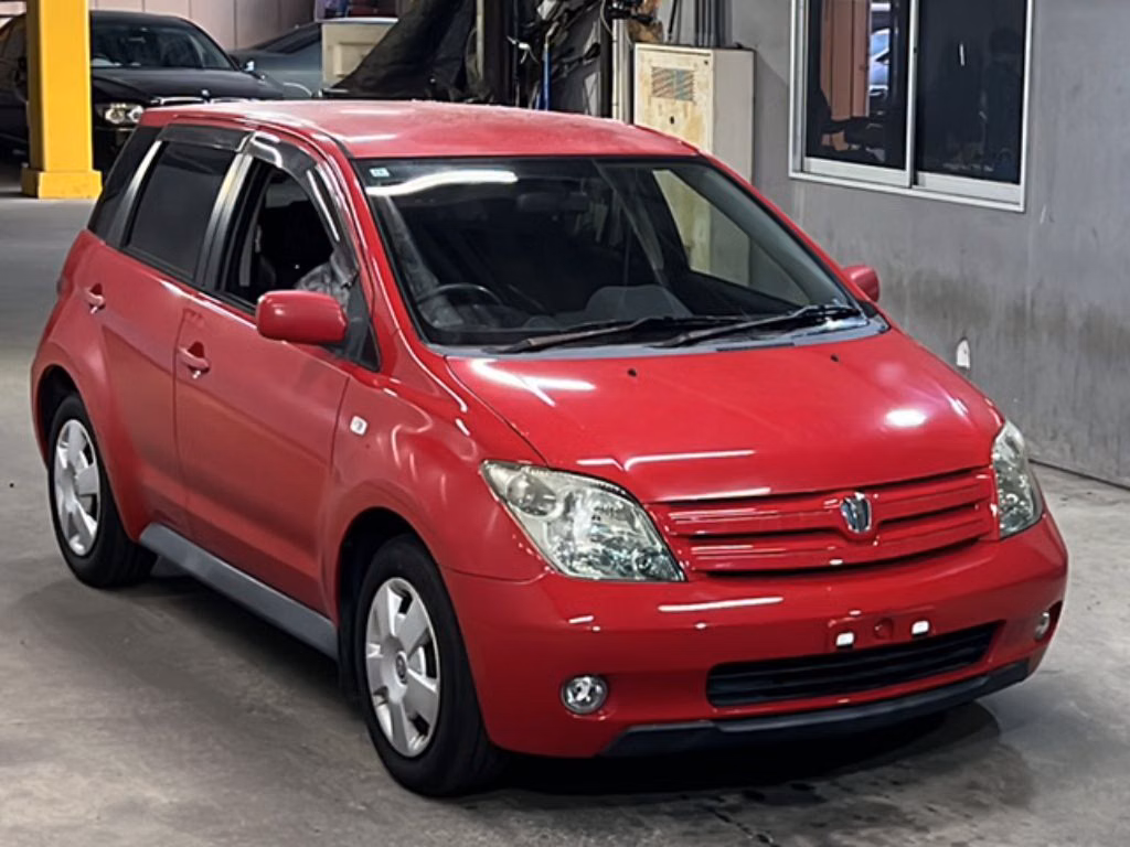 TOYOTA IST