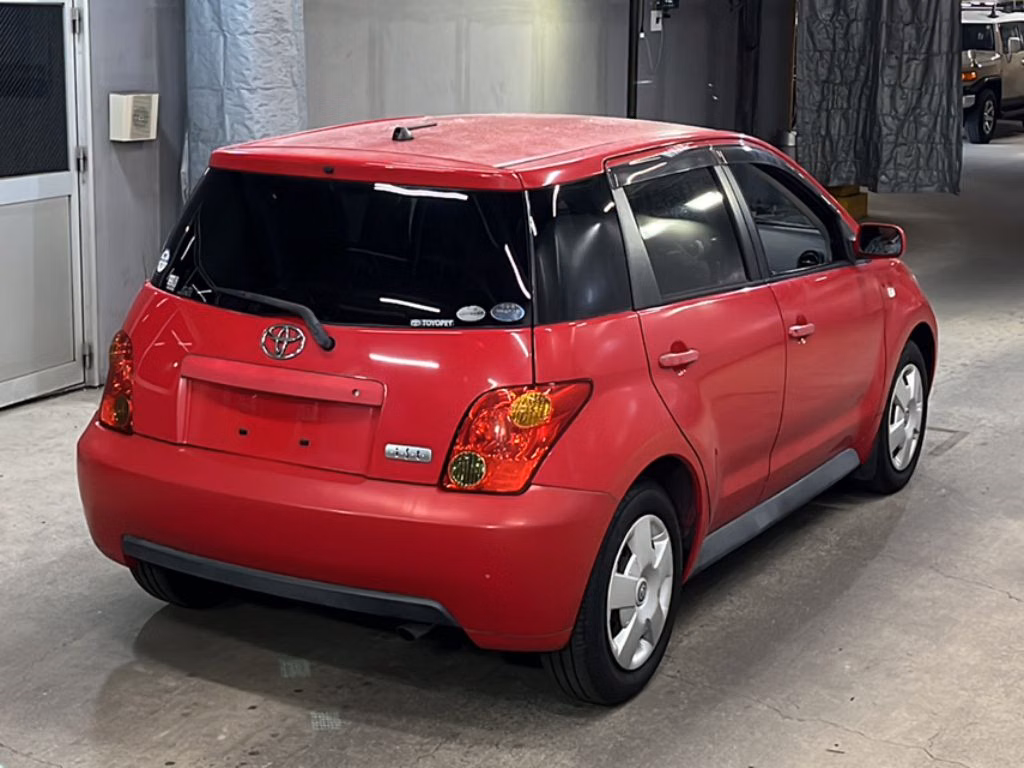 TOYOTA IST