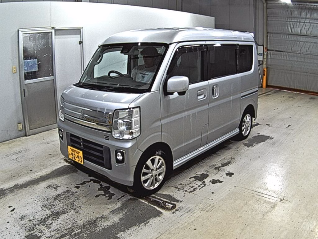 MITSUBISHI TOWN BOX