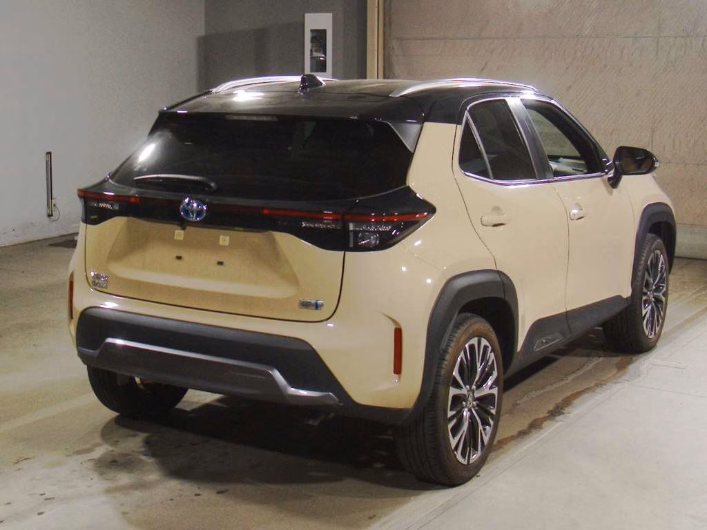 TOYOTA YARIS CROSS