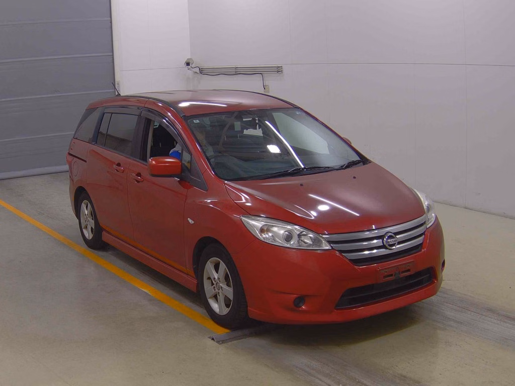NISSAN LAFESTA