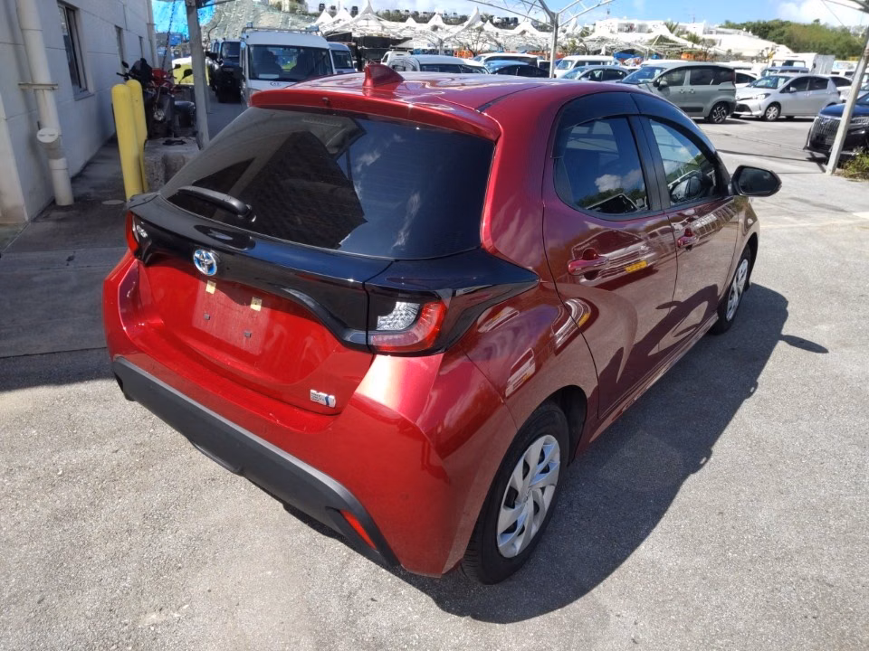 TOYOTA YARIS