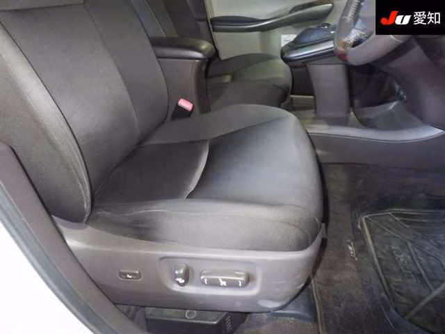 TOYOTA SAI
