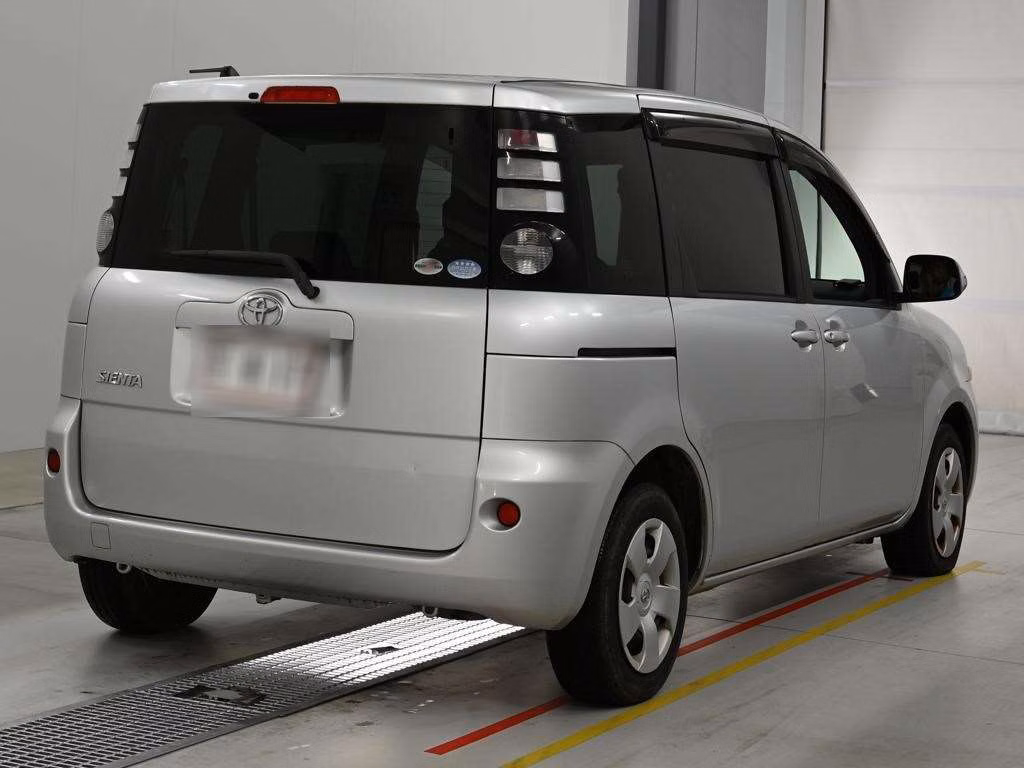TOYOTA SIENTA
