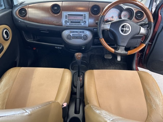 DAIHATSU MIRA GINO