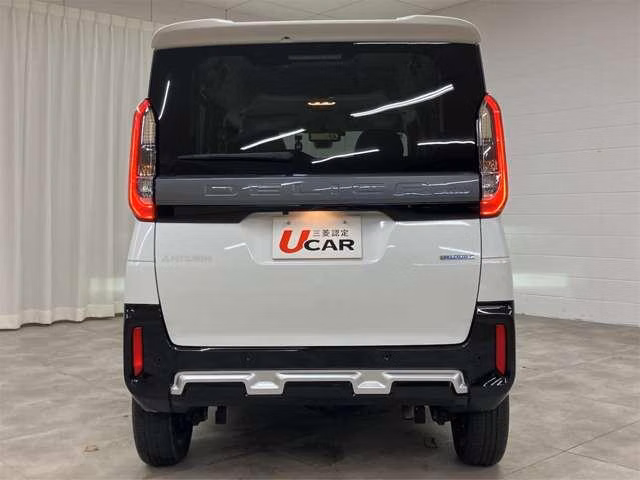 MITSUBISHI DELICA MINI