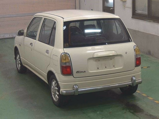 DAIHATSU MIRA GINO