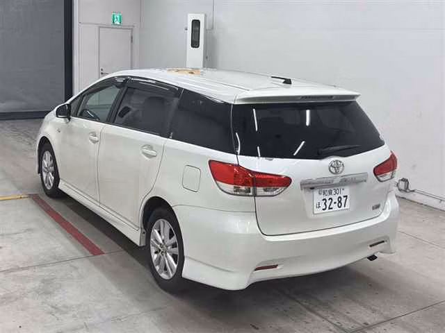 TOYOTA WISH