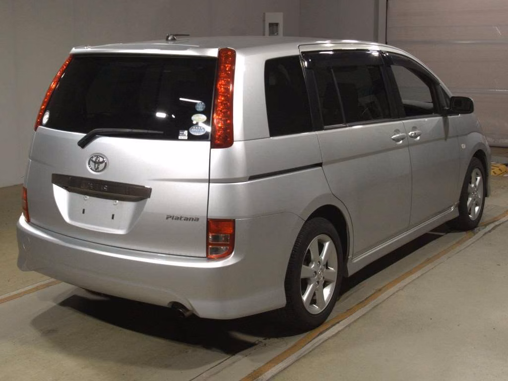 TOYOTA ISIS