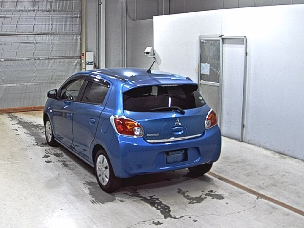 MITSUBISHI MIRAGE