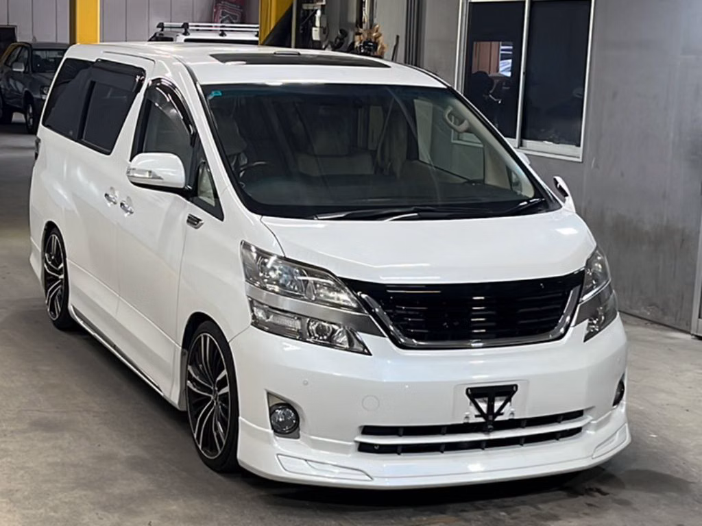 TOYOTA VELLFIRE