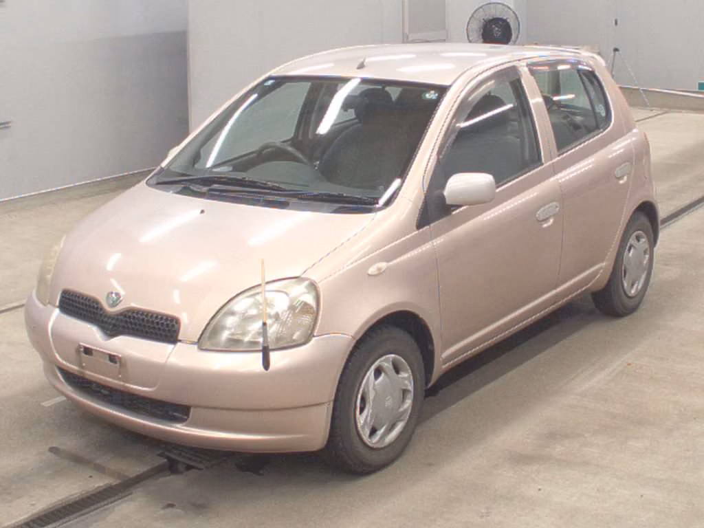 TOYOTA VITZ