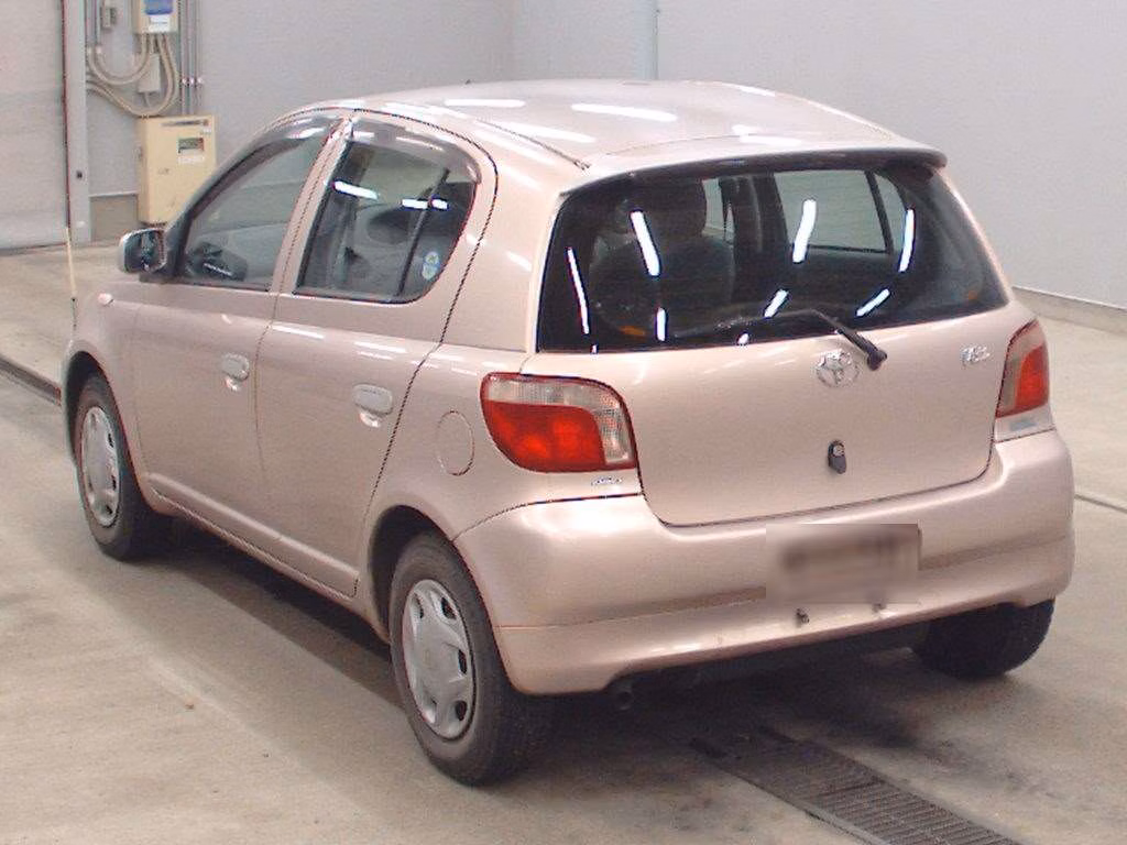 TOYOTA VITZ