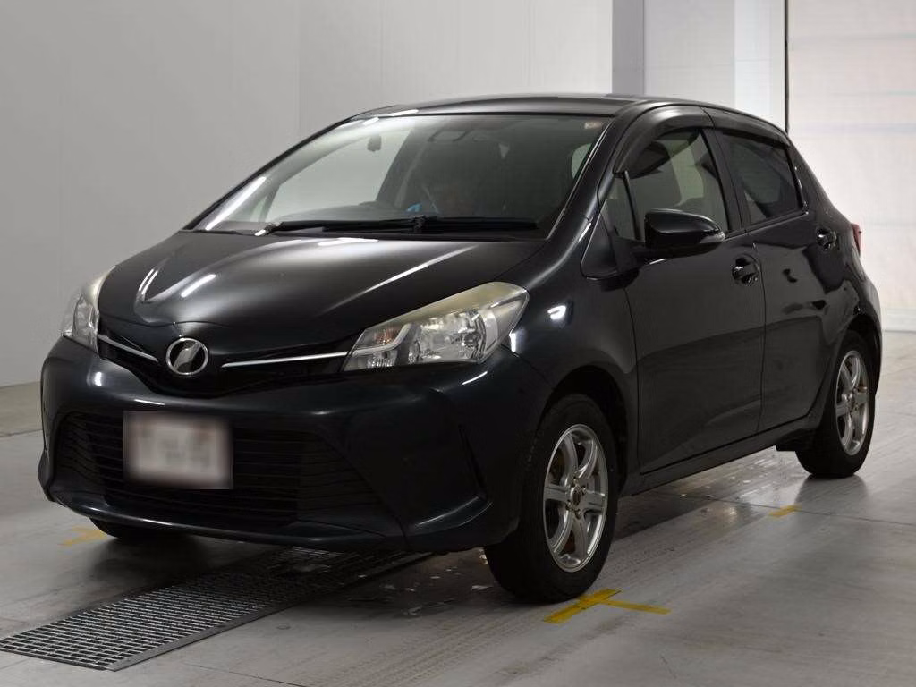 TOYOTA VITZ
