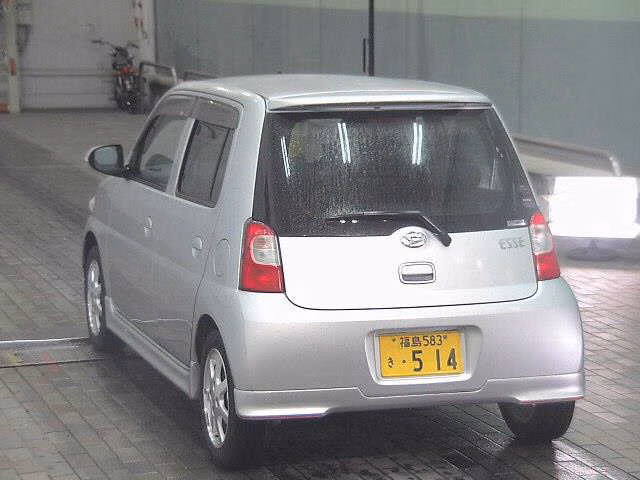 DAIHATSU ESSE