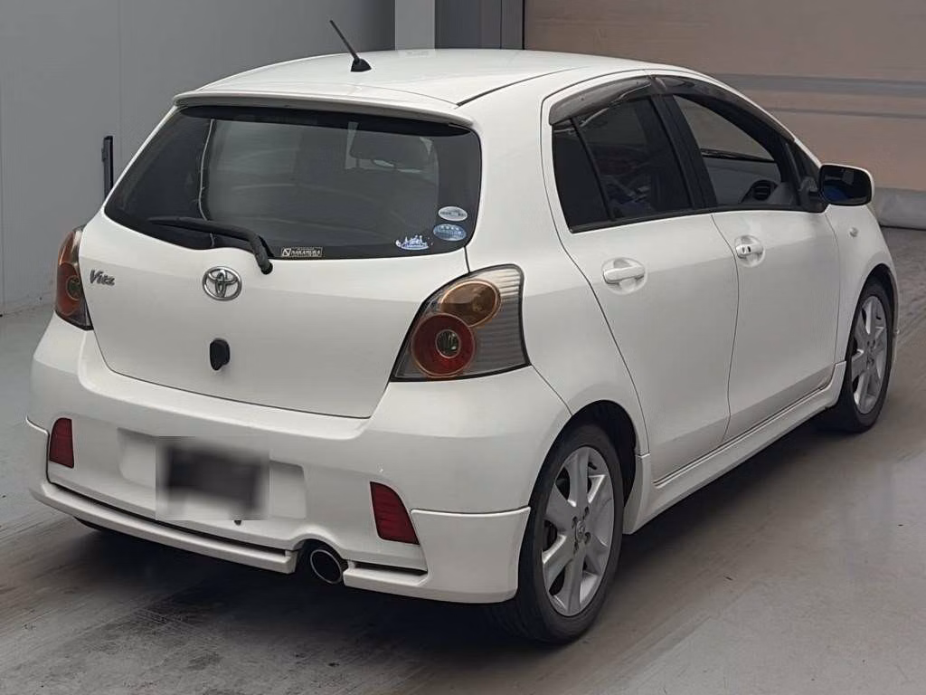 TOYOTA VITZ