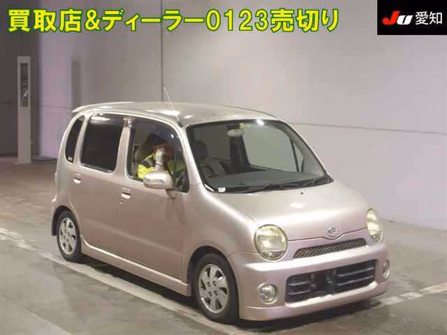 DAIHATSU MOVE LATTE
