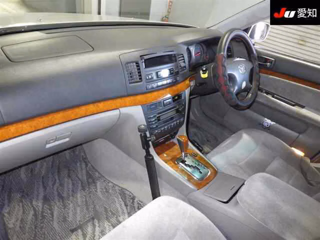 TOYOTA MARK II