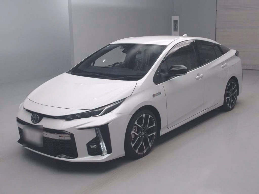 TOYOTA PRIUS PHV