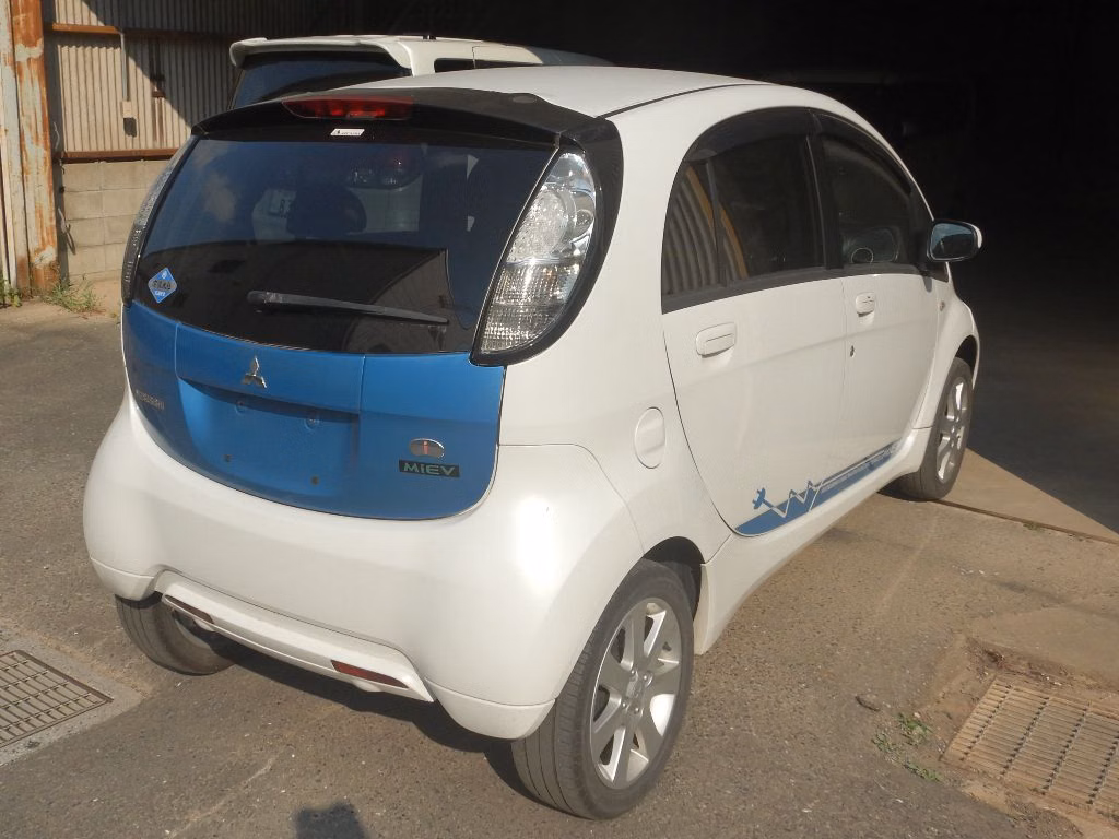 MITSUBISHI I-MIEV