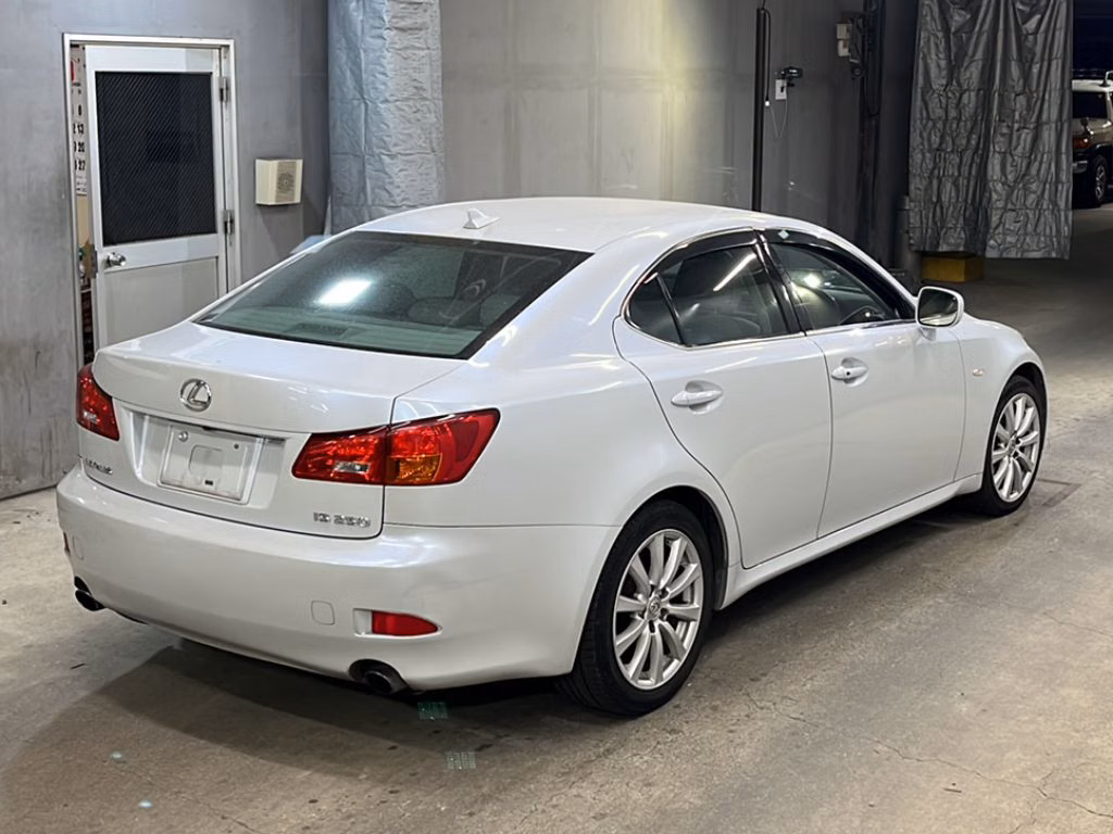 LEXUS IS250