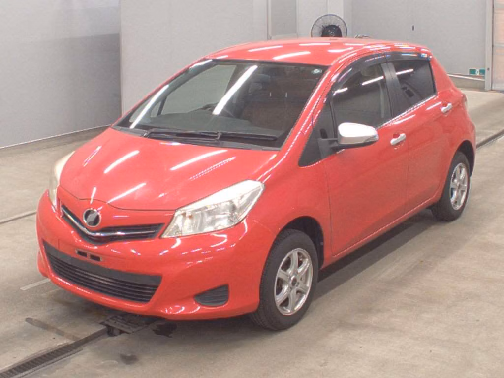 TOYOTA VITZ