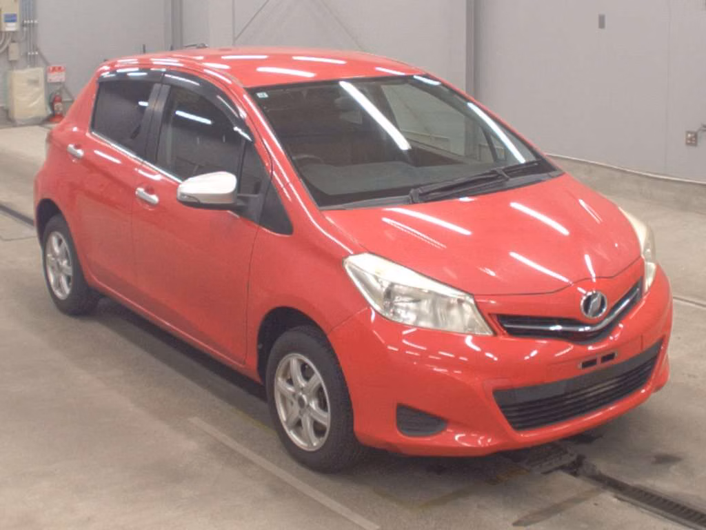 TOYOTA VITZ