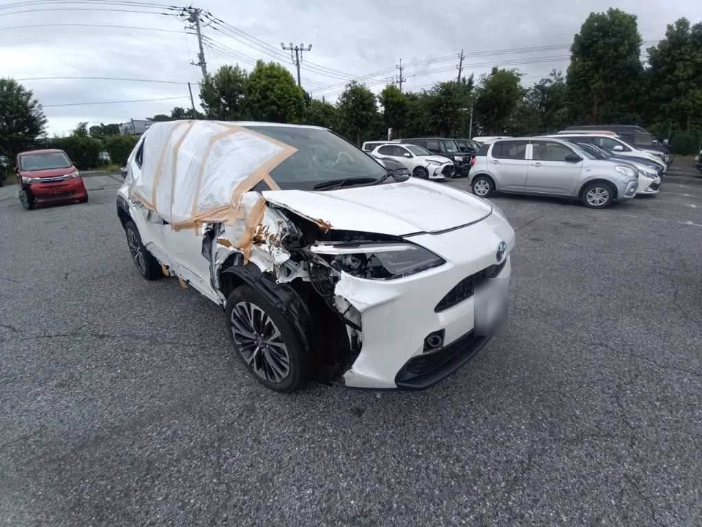 TOYOTA YARIS CROSS