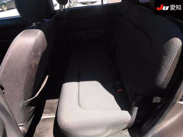 TOYOTA BB