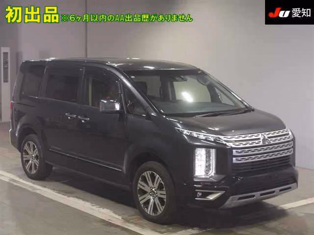MITSUBISHI DELICA D:5