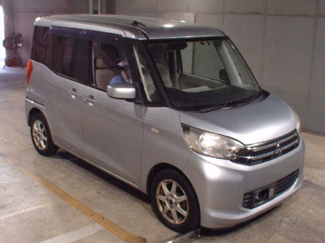 MITSUBISHI EK SPACE