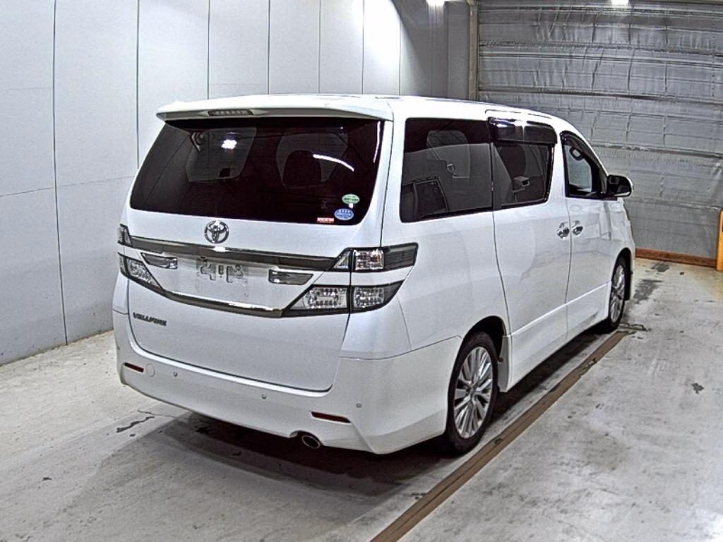 TOYOTA VELLFIRE