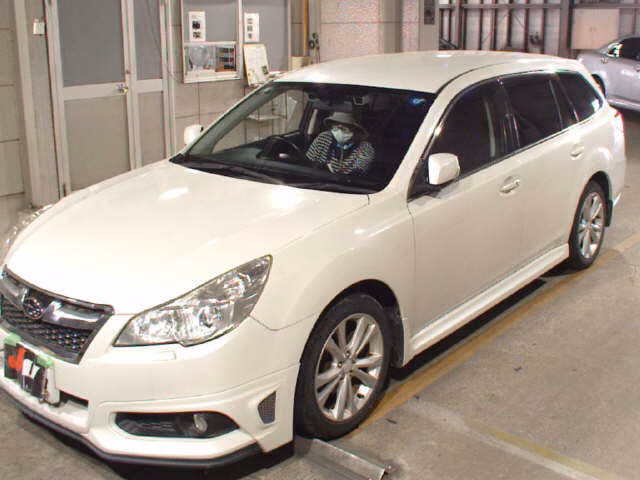 SUBARU LEGACY