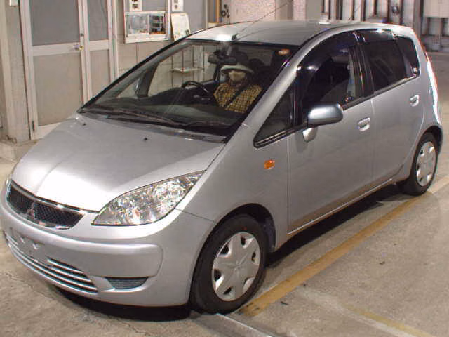 MITSUBISHI COLT